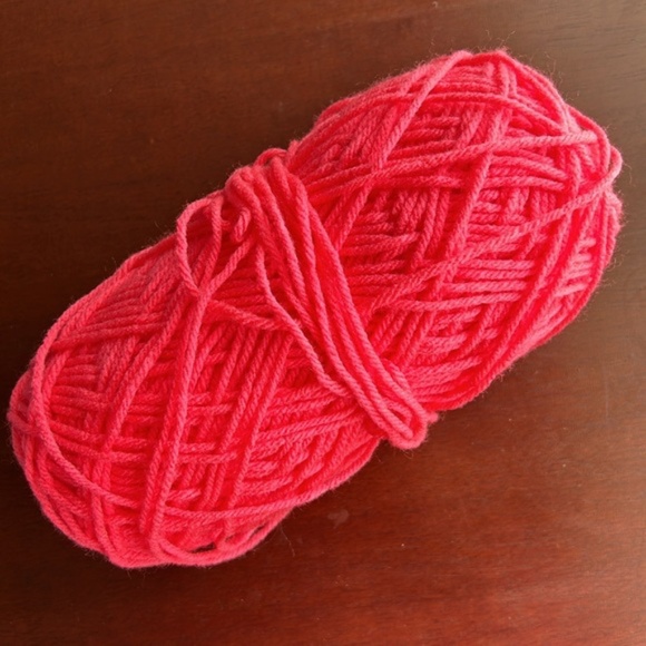 Pink yarn (Left over) - Picture 2 of 4